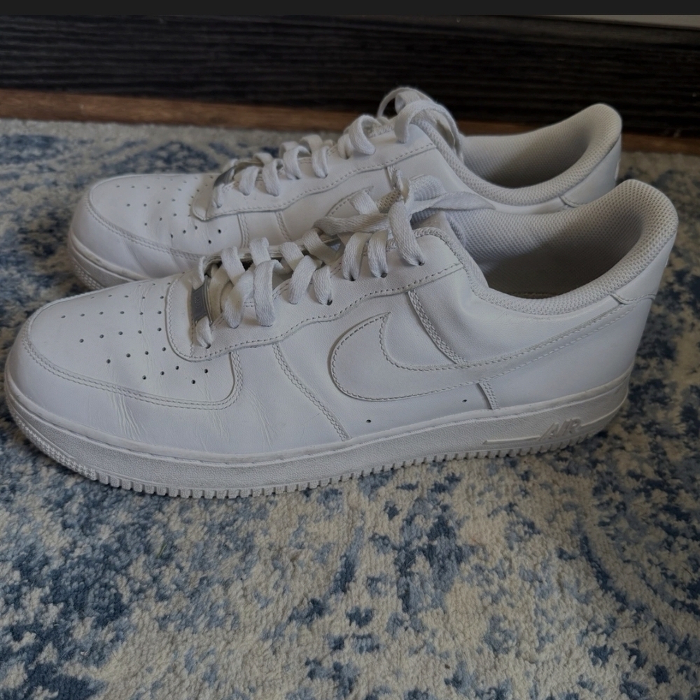 Nike Men's White Sneakers